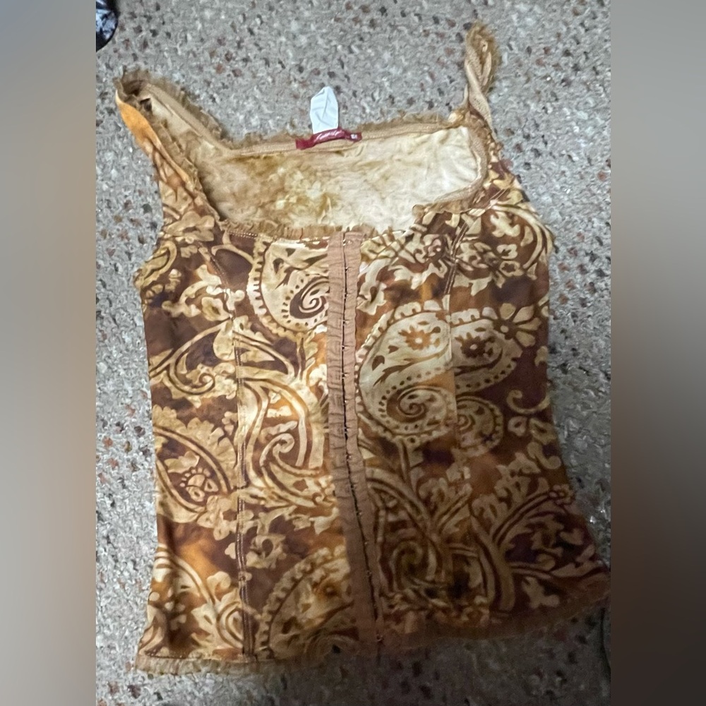 Vintage sevengate top